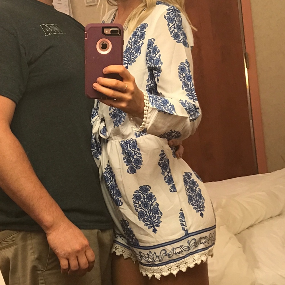 ROMPER (SHORTS) - Picture 2 of 3